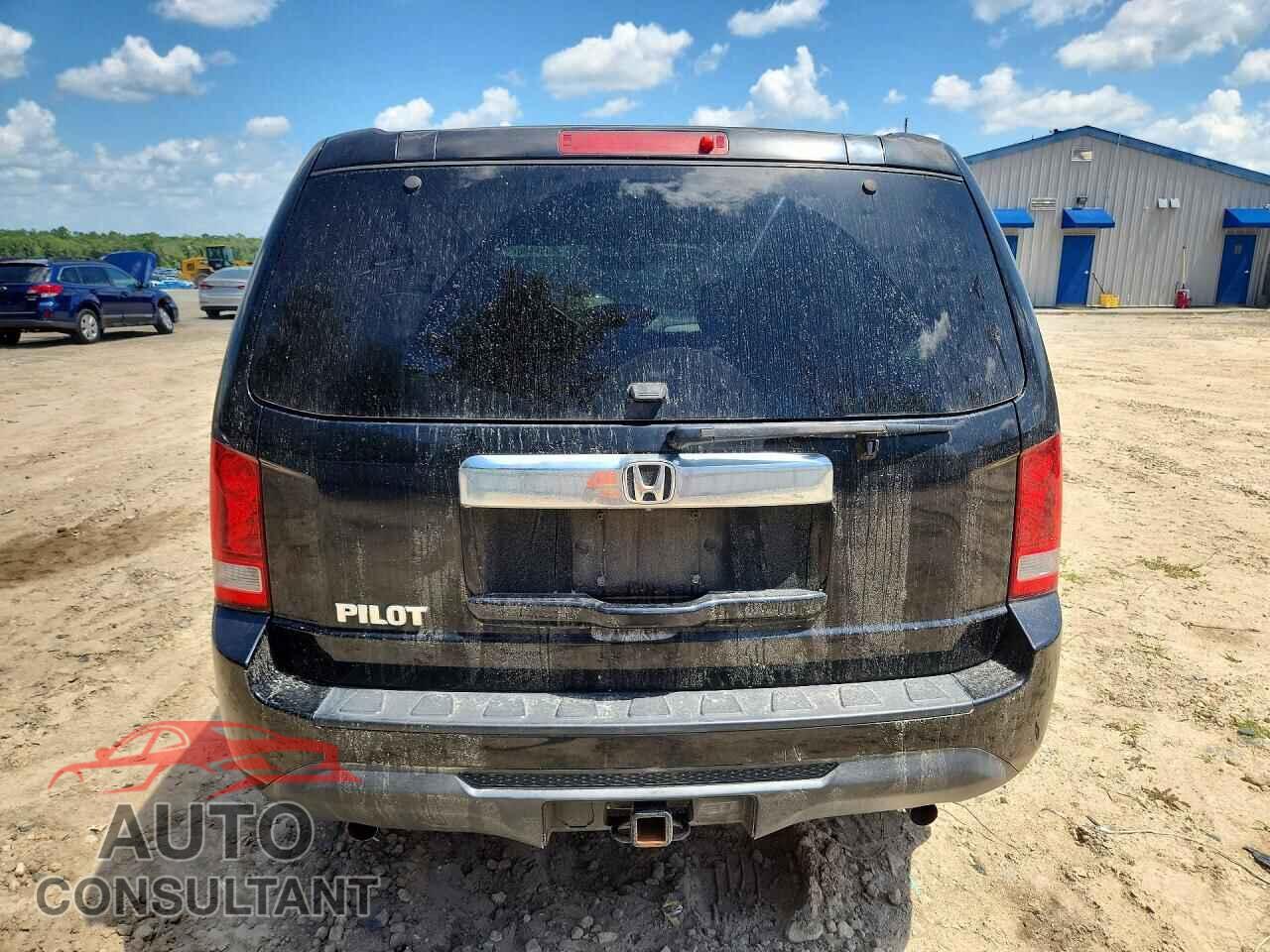 HONDA PILOT 2013 - 5FNYF3H22DB036823