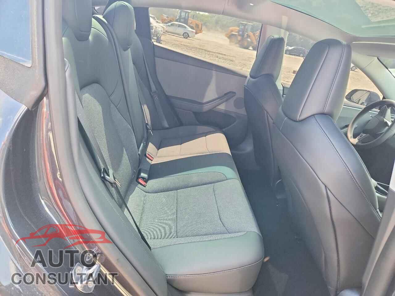 TESLA MODEL 3 2026 - 5YJ3E1EA3TF177198