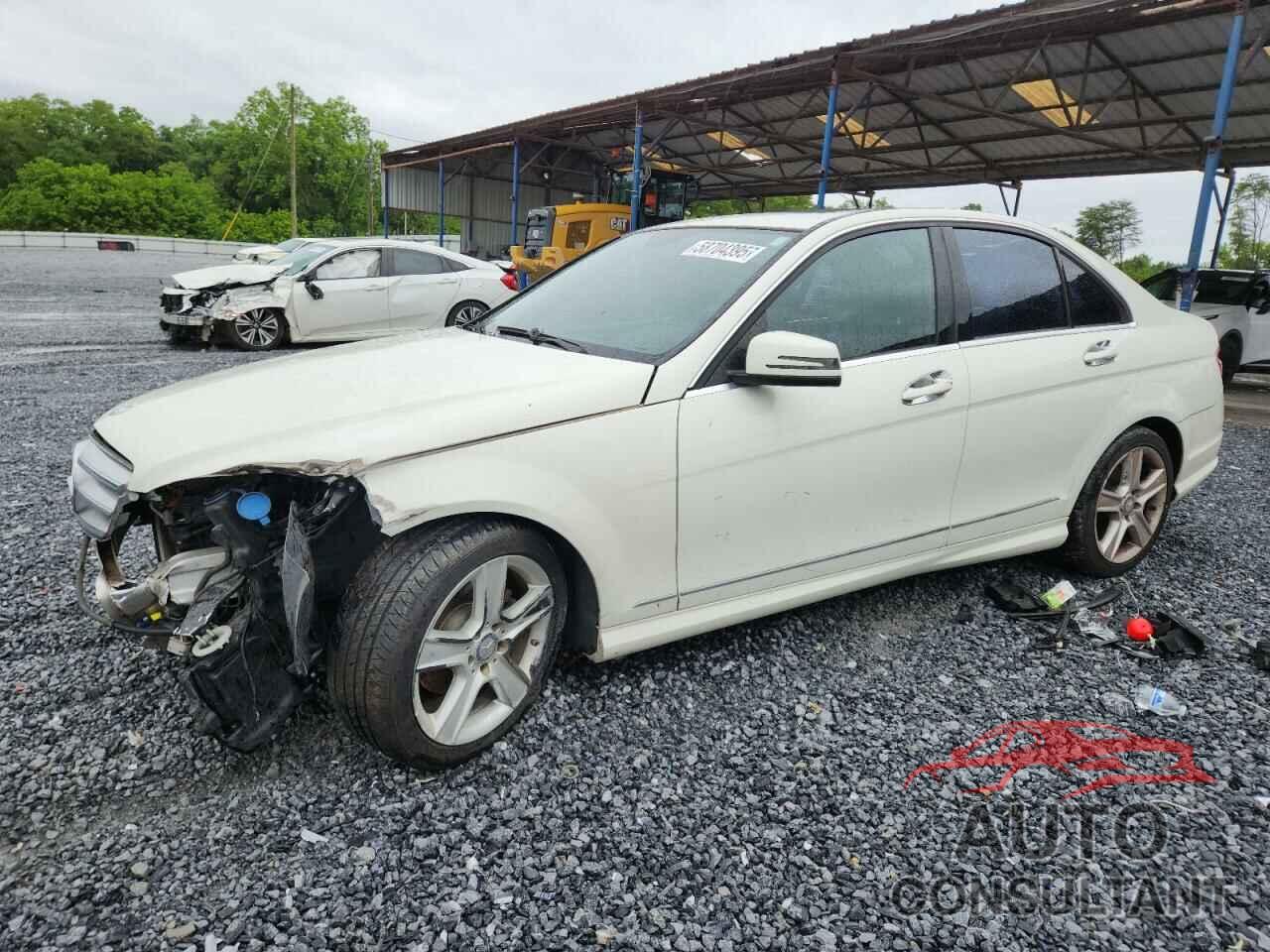 MERCEDES-BENZ C-CLASS 2010 - WDDGF8BB5AR118459