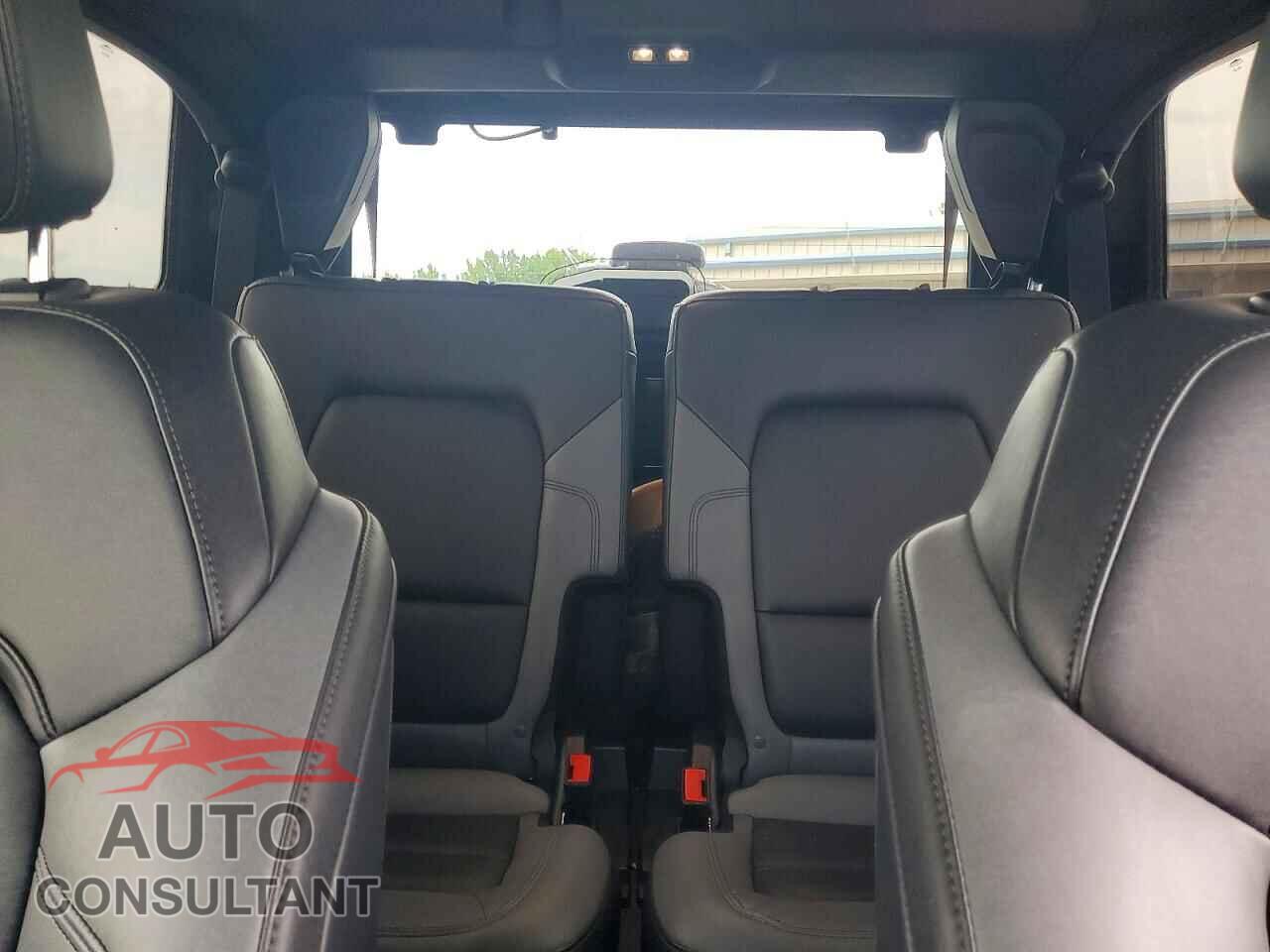 FORD BRONCO 2024 - 1FMDE7AH7RLB13404