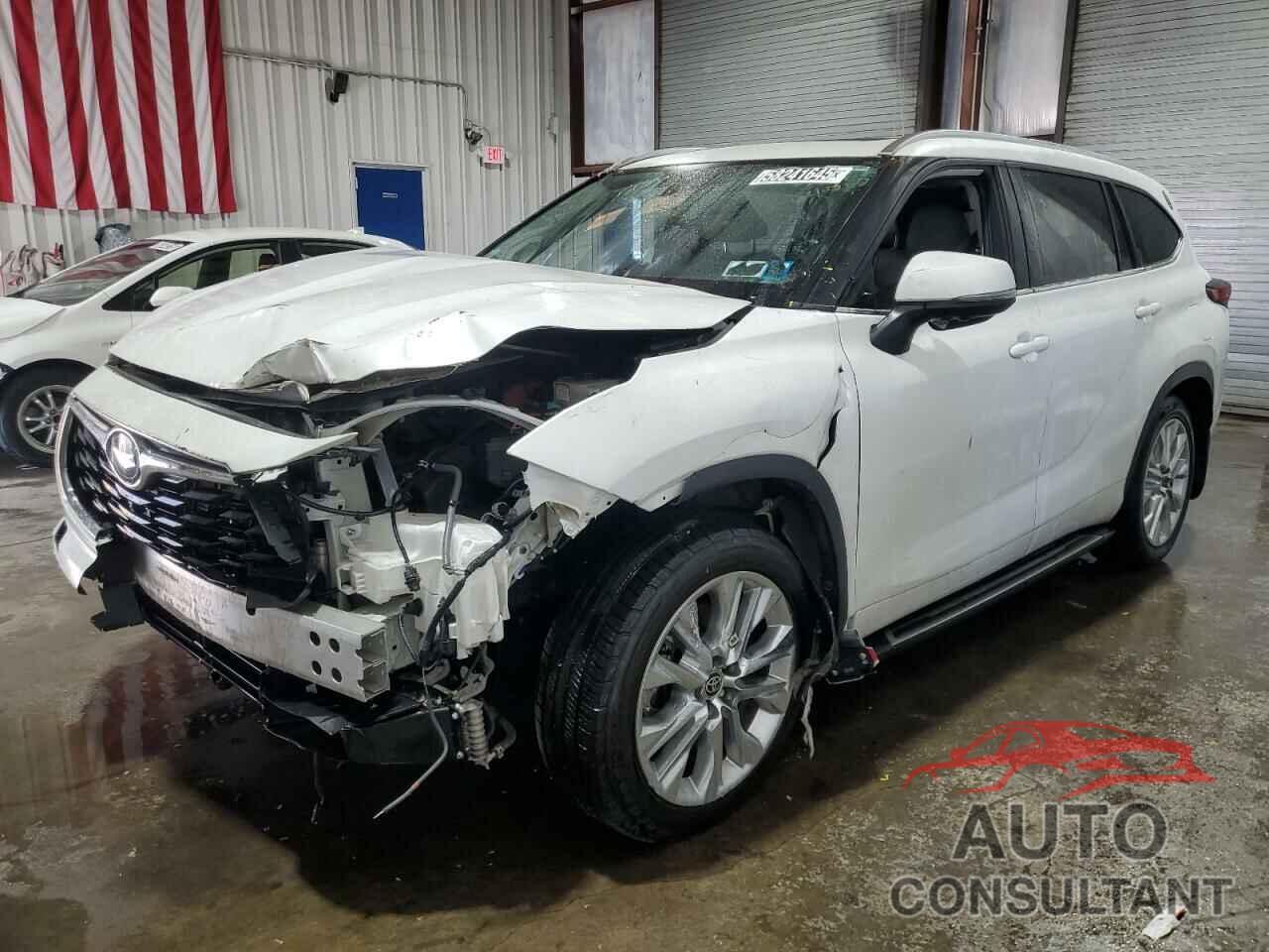 TOYOTA HIGHLANDER 2023 - 5TDXBRCH6PS581753