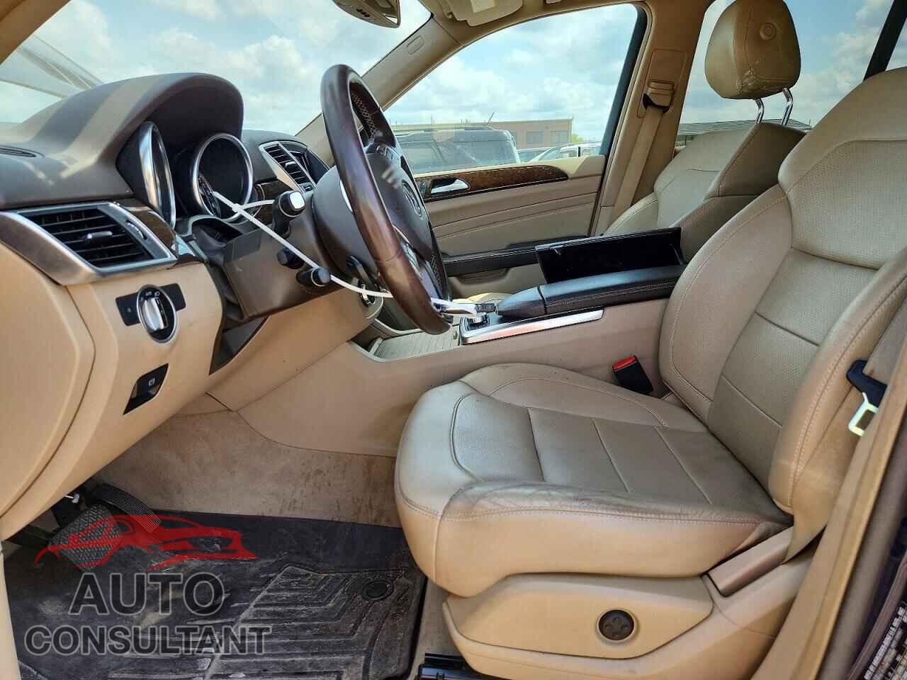 MERCEDES-BENZ M-CLASS 2015 - 4JGDA5HB2FA449163