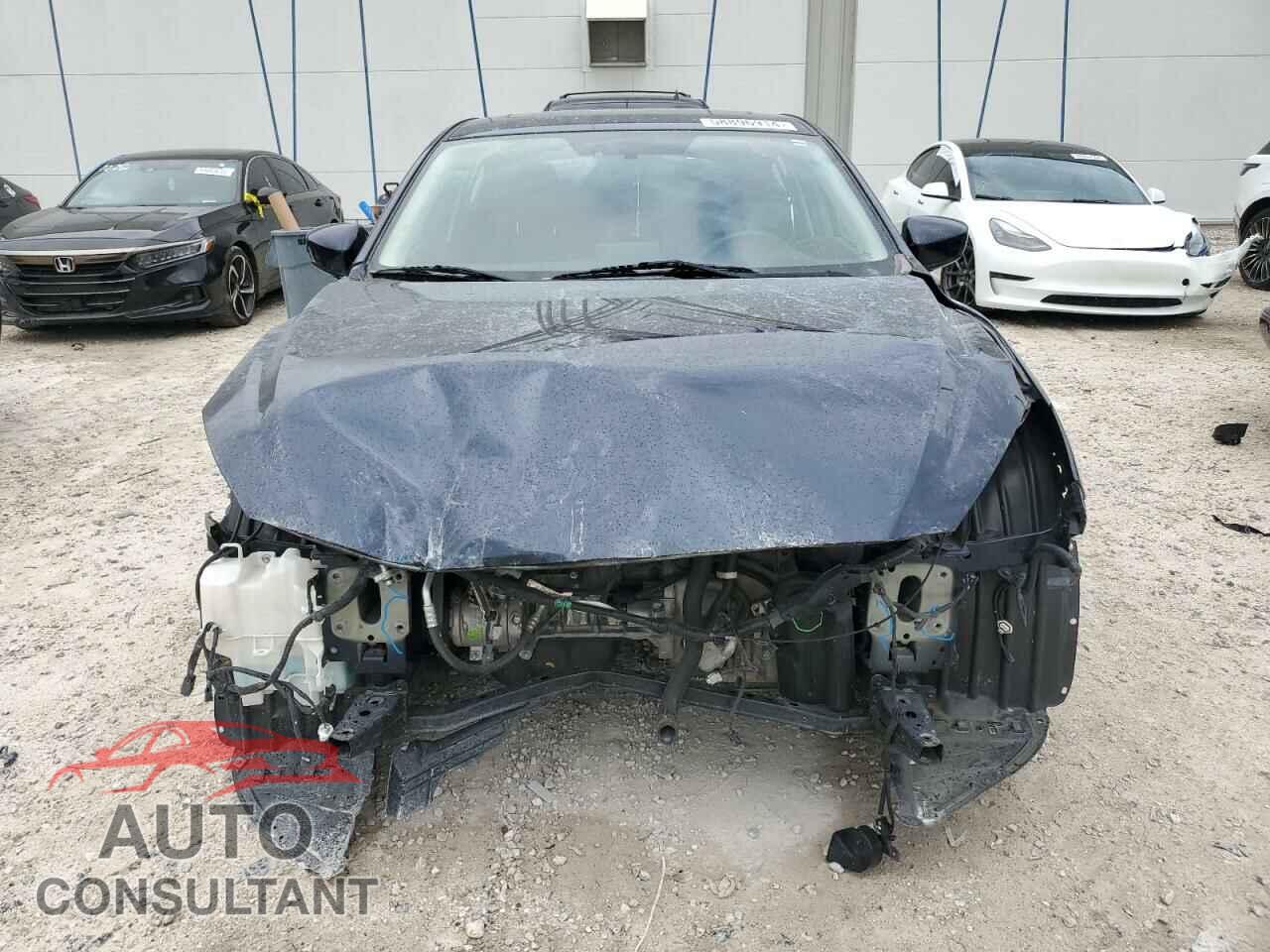 MAZDA 3 2016 - 3MZBM1L72GM323966