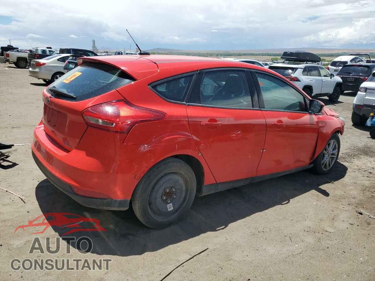 FORD FOCUS 2016 - 1FADP3K26GL336960