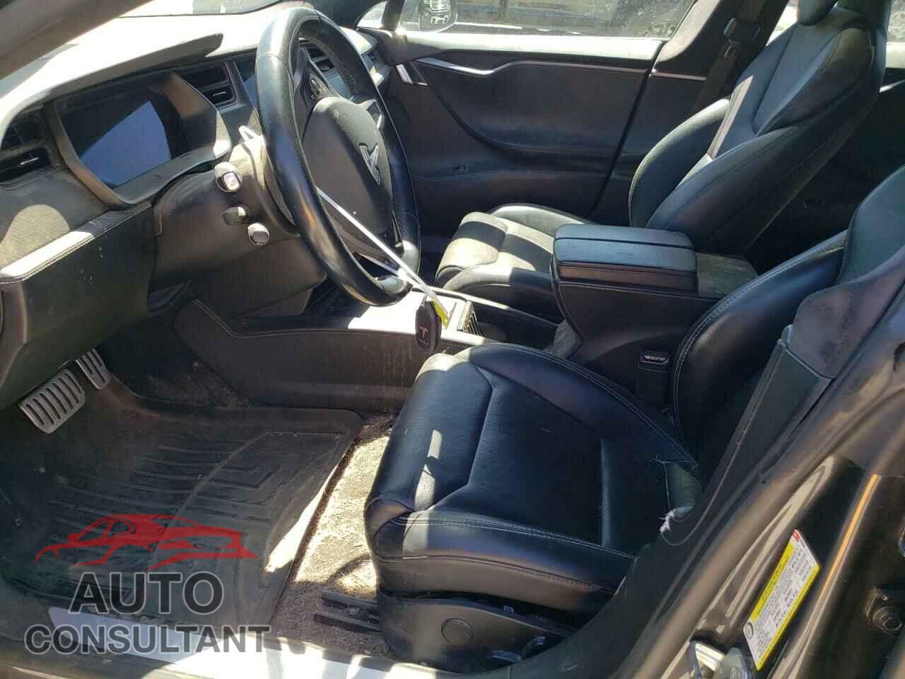 TESLA MODEL S 2018 - 5YJSA1E47JF273592