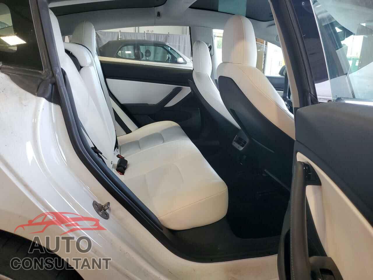 TESLA MODEL 3 2018 - 5YJ3E1EB3JF112292