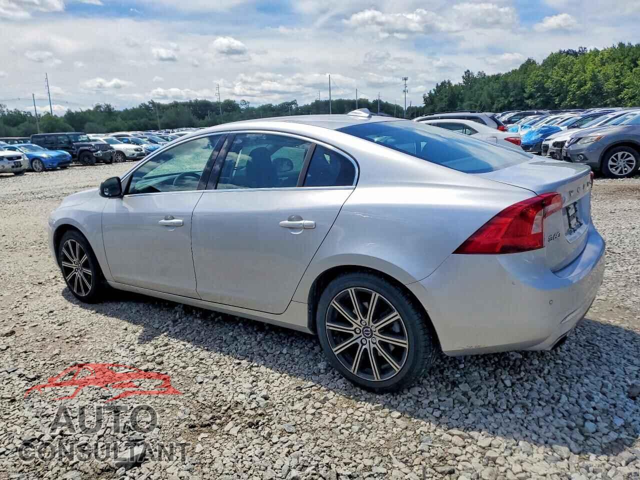 VOLVO S60 2017 - LYV402TK1HB139966