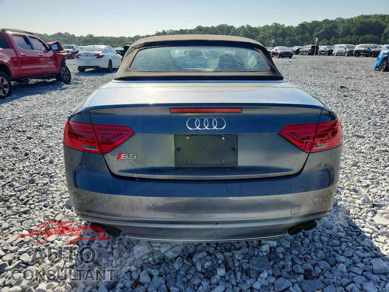 AUDI S5/RS5 2015 - WAUCGAFH5FN006350