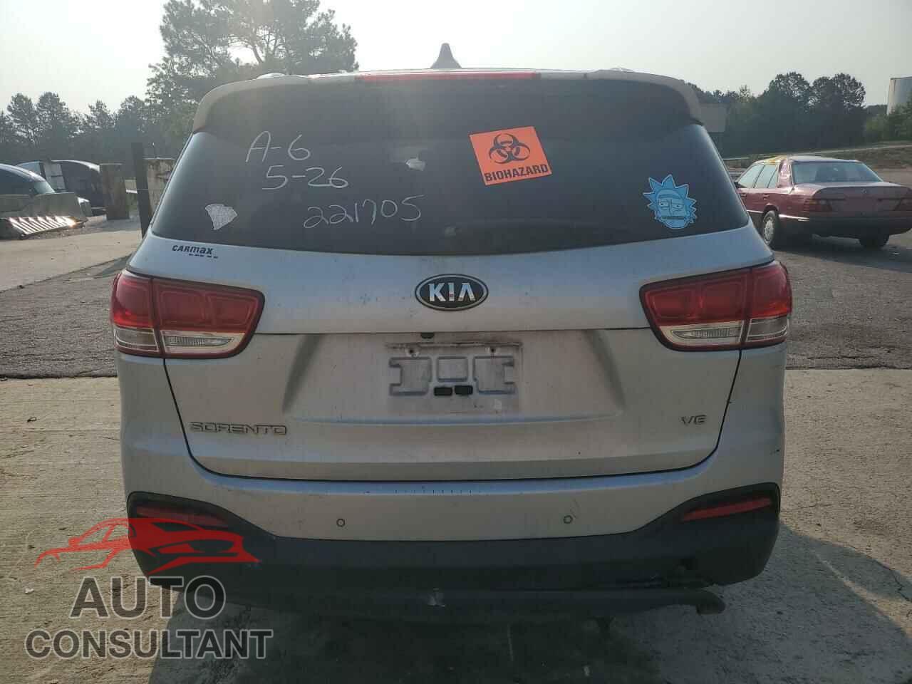 KIA SORENTO 2017 - 5XYPGDA5XHG221705