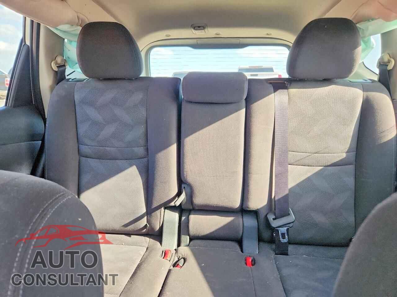 NISSAN ROGUE 2016 - KNMAT2MT3GP602629