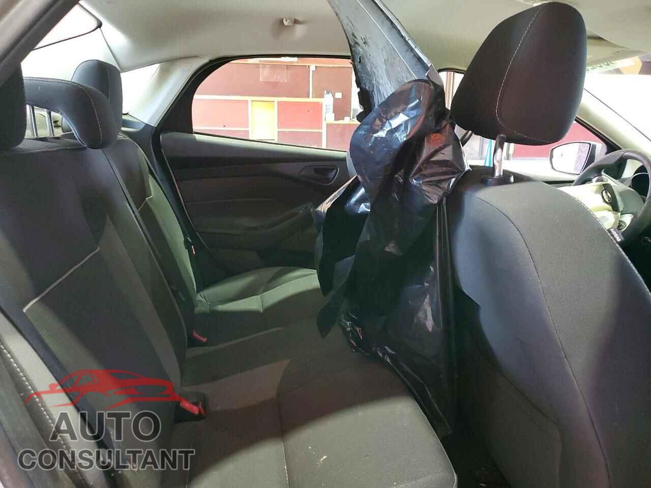 FORD FOCUS 2012 - 1FAHP3F27CL217059