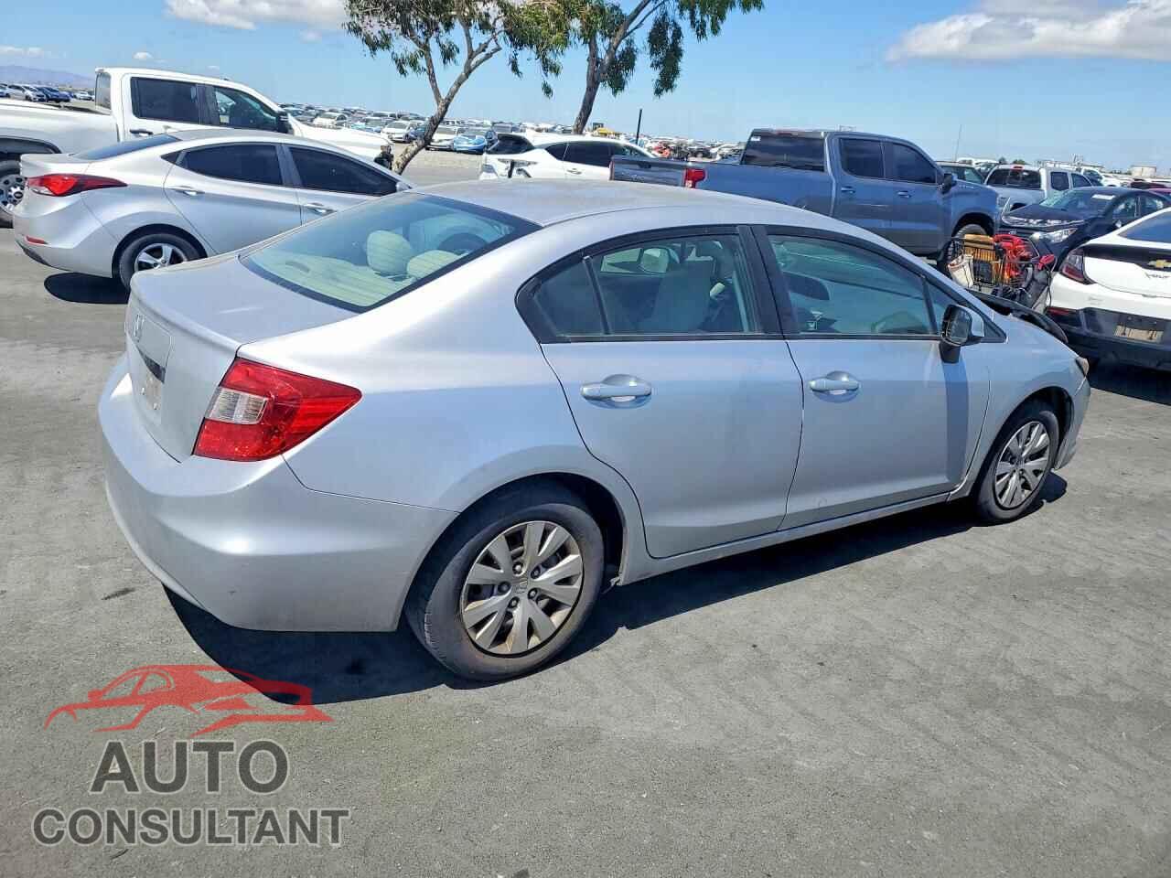 HONDA CIVIC 2012 - 2HGFB2F56CH610246