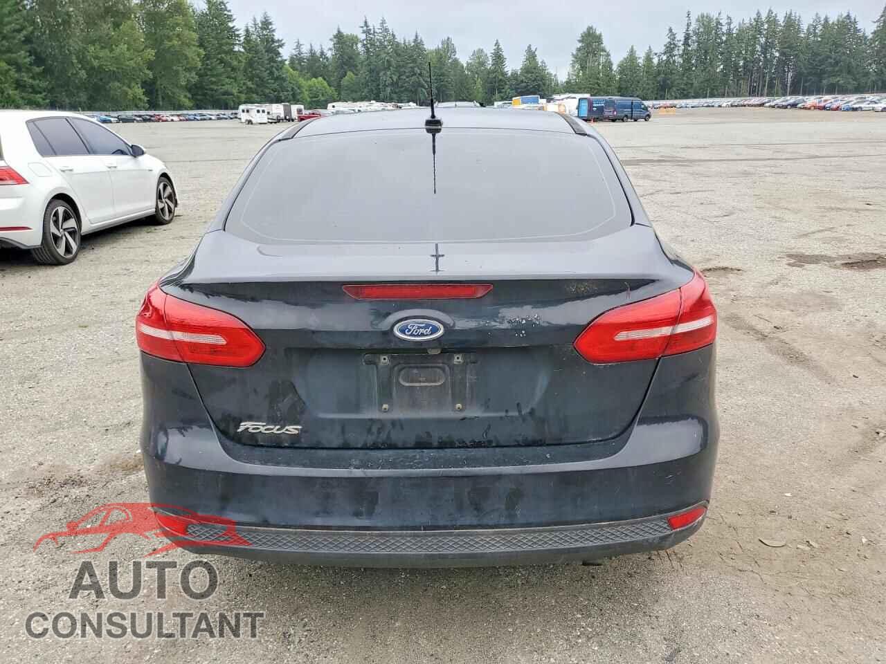 FORD FOCUS 2015 - 1FADP3E22FL334827