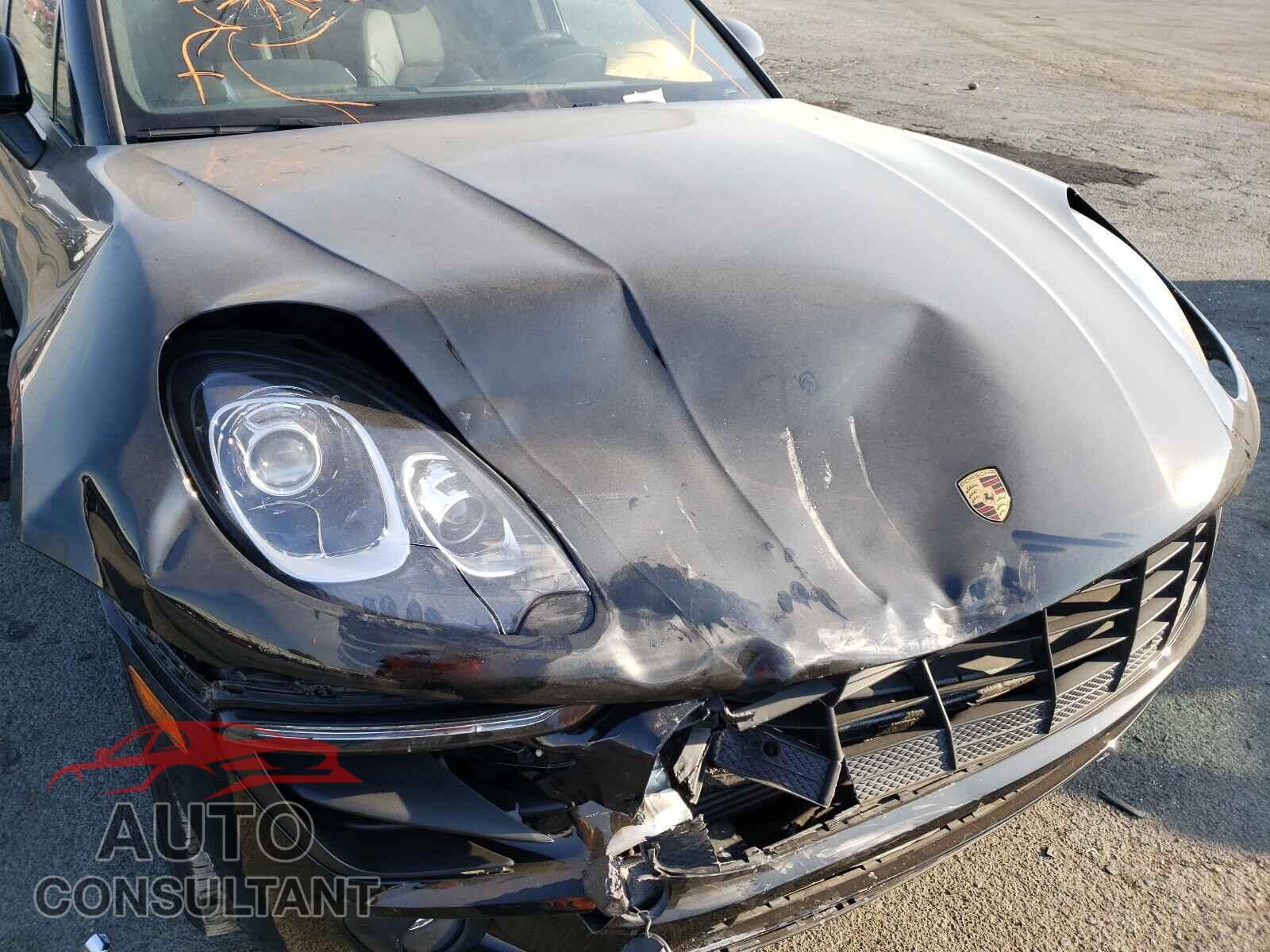 PORSCHE MACAN 2018 - WP1AA2A53JLB16024