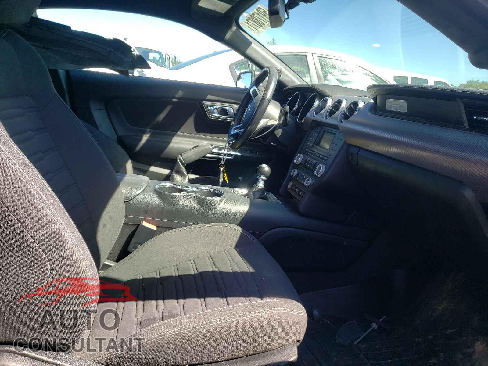 FORD MUSTANG 2017 - 1FA6P8CF5H5212059