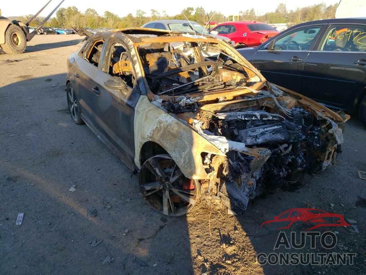 AUDI RS3 2019 - WUABWGFF2KA907540