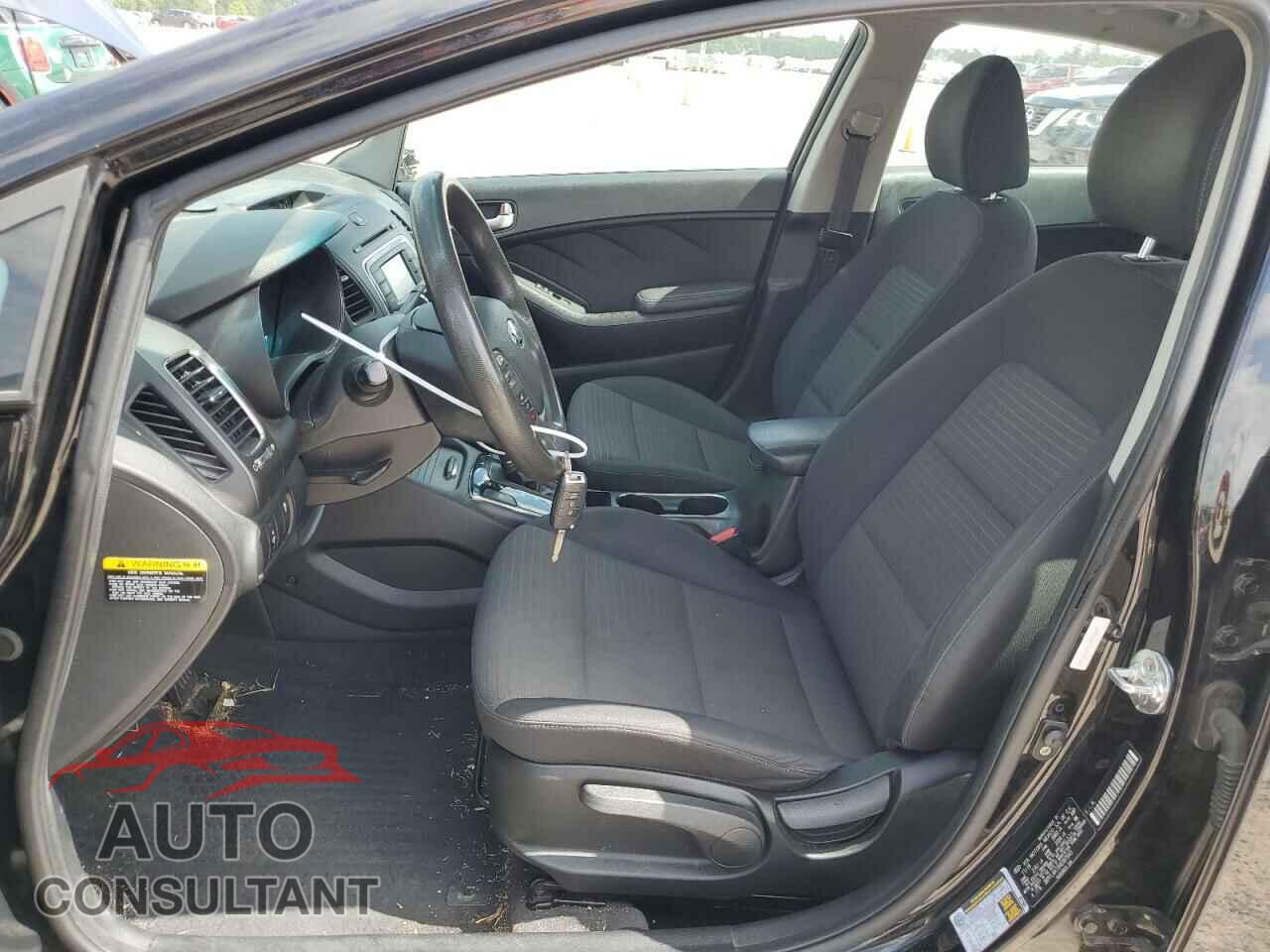 KIA FORTE 2017 - 3KPFL4A73HE087643