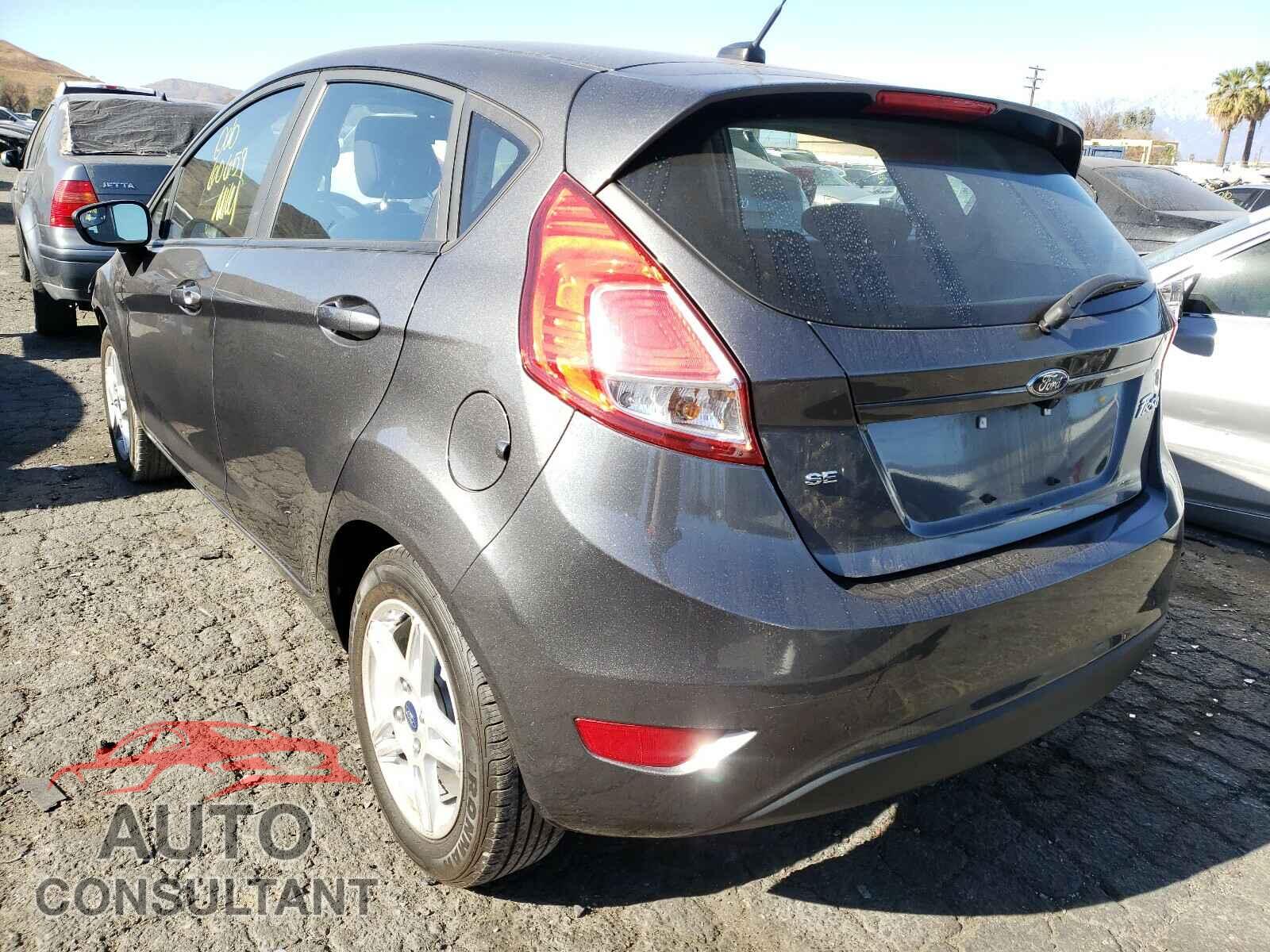 FORD FIESTA 2018 - 3FADP4EJ5JM102064