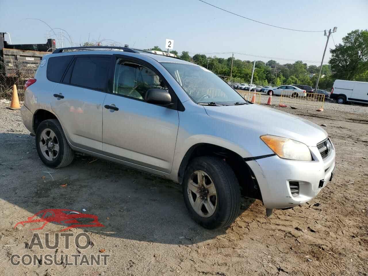 TOYOTA RAV4 2011 - 2T3BF4DV1BW117301