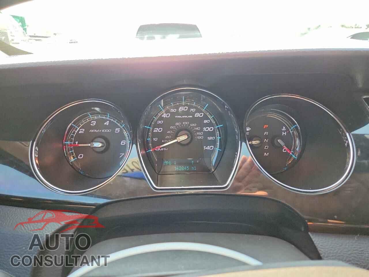 FORD TAURUS 2011 - 1FAHP2FW7BG149026
