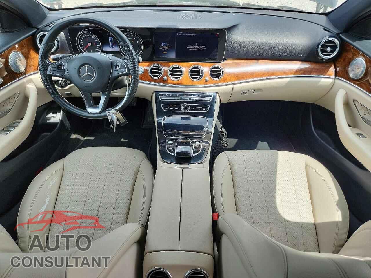 MERCEDES-BENZ E-CLASS 2017 - WDDZF4KB0HA019767