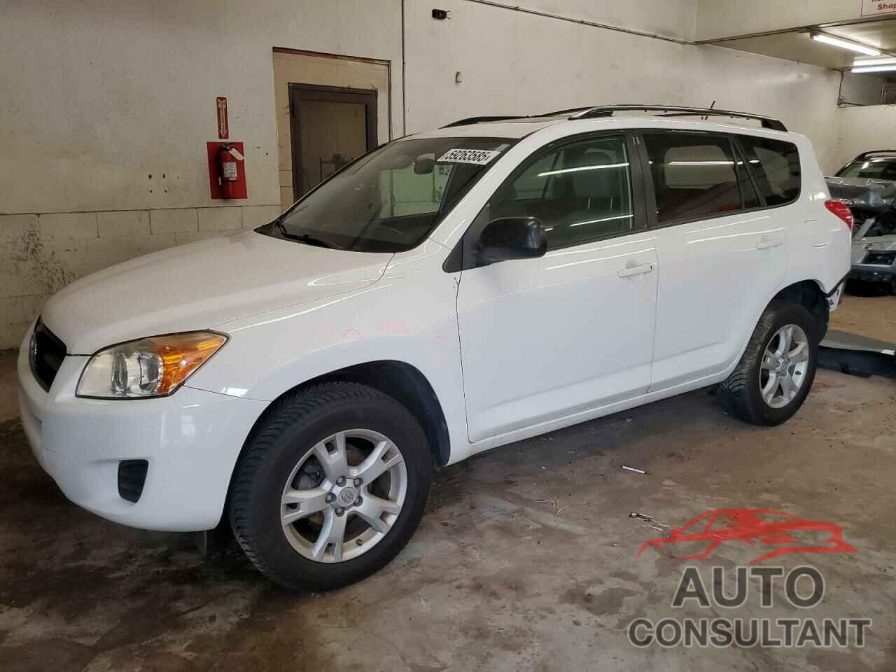 TOYOTA RAV4 2011 - JTMBF4DV0B5041092