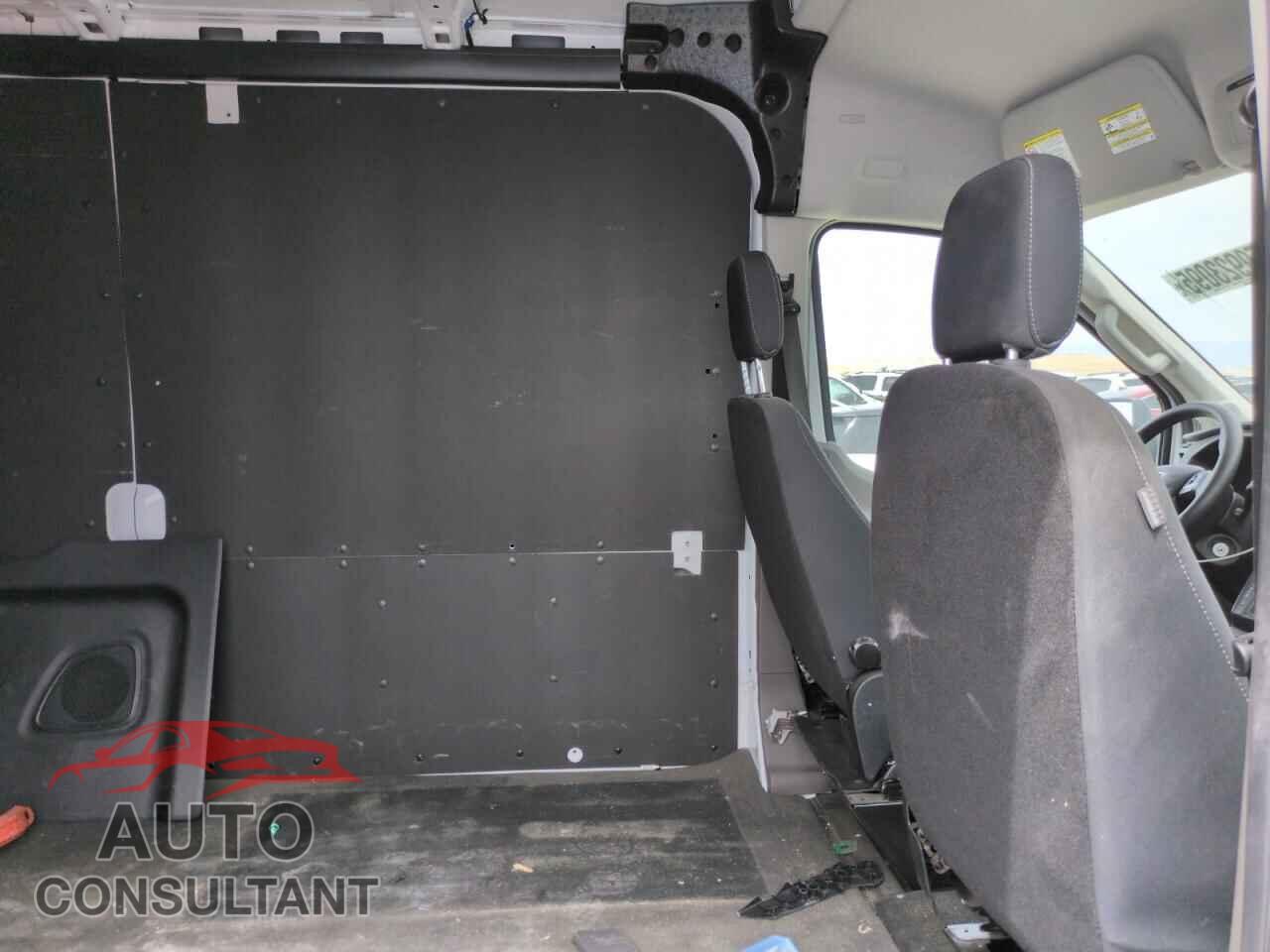 FORD TRANSIT 2023 - 1FTBR2C8XPKC00572