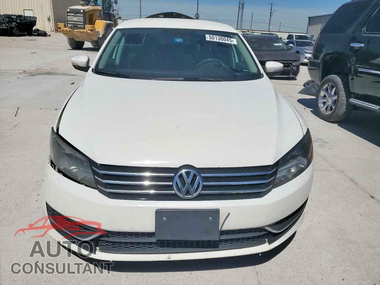 VOLKSWAGEN PASSAT 2013 - 1VWAP7A34DC020951