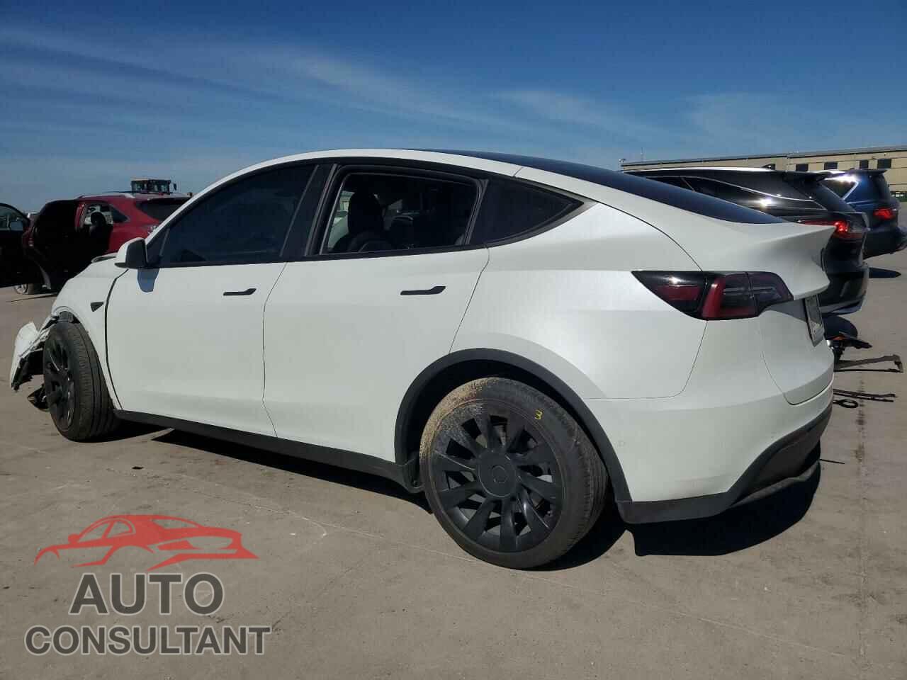 TESLA MODEL Y 2022 - 7SAYGAEE6NF506405