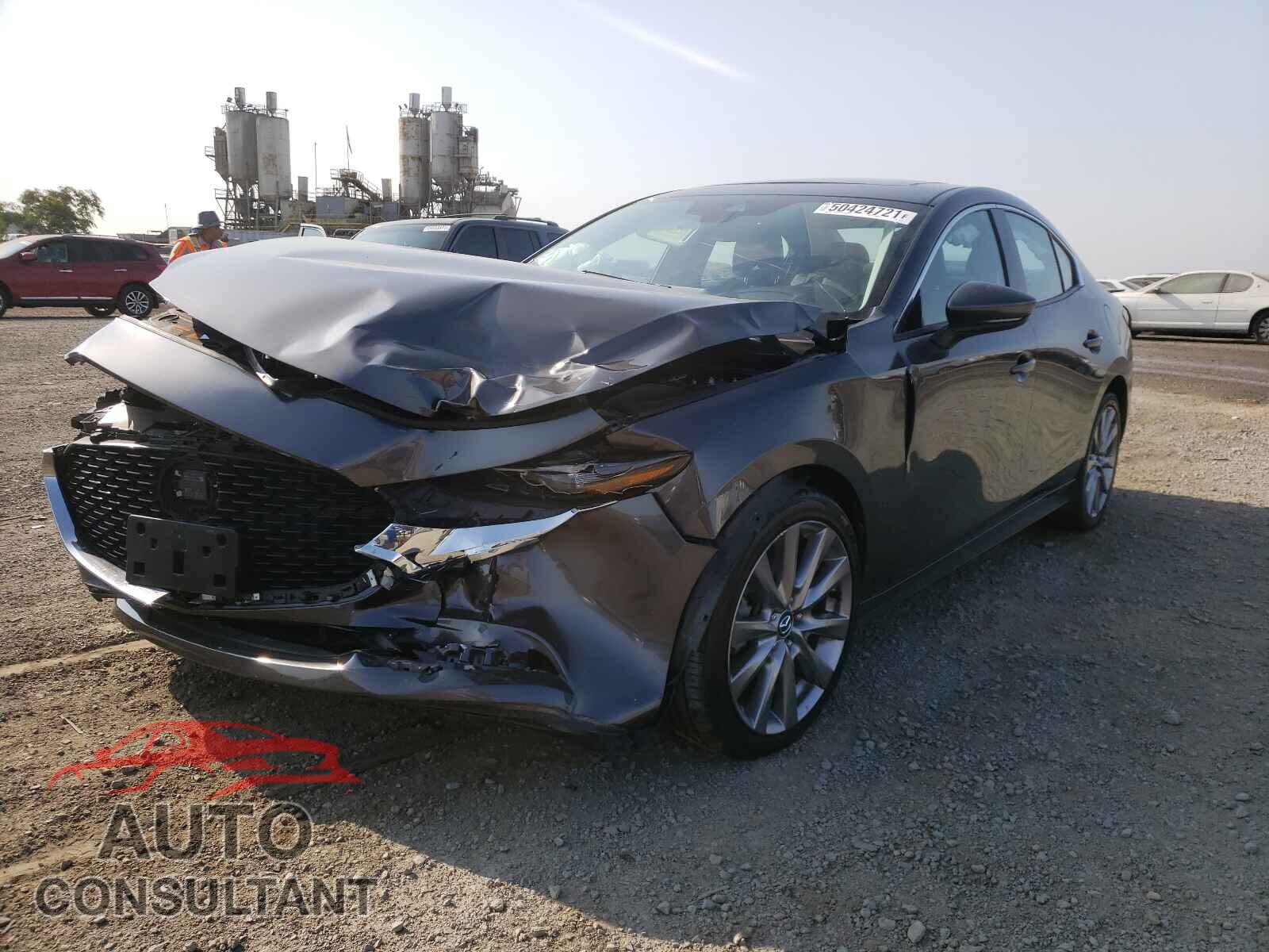 MAZDA 3 2019 - 3MZBPAEM5KM102705
