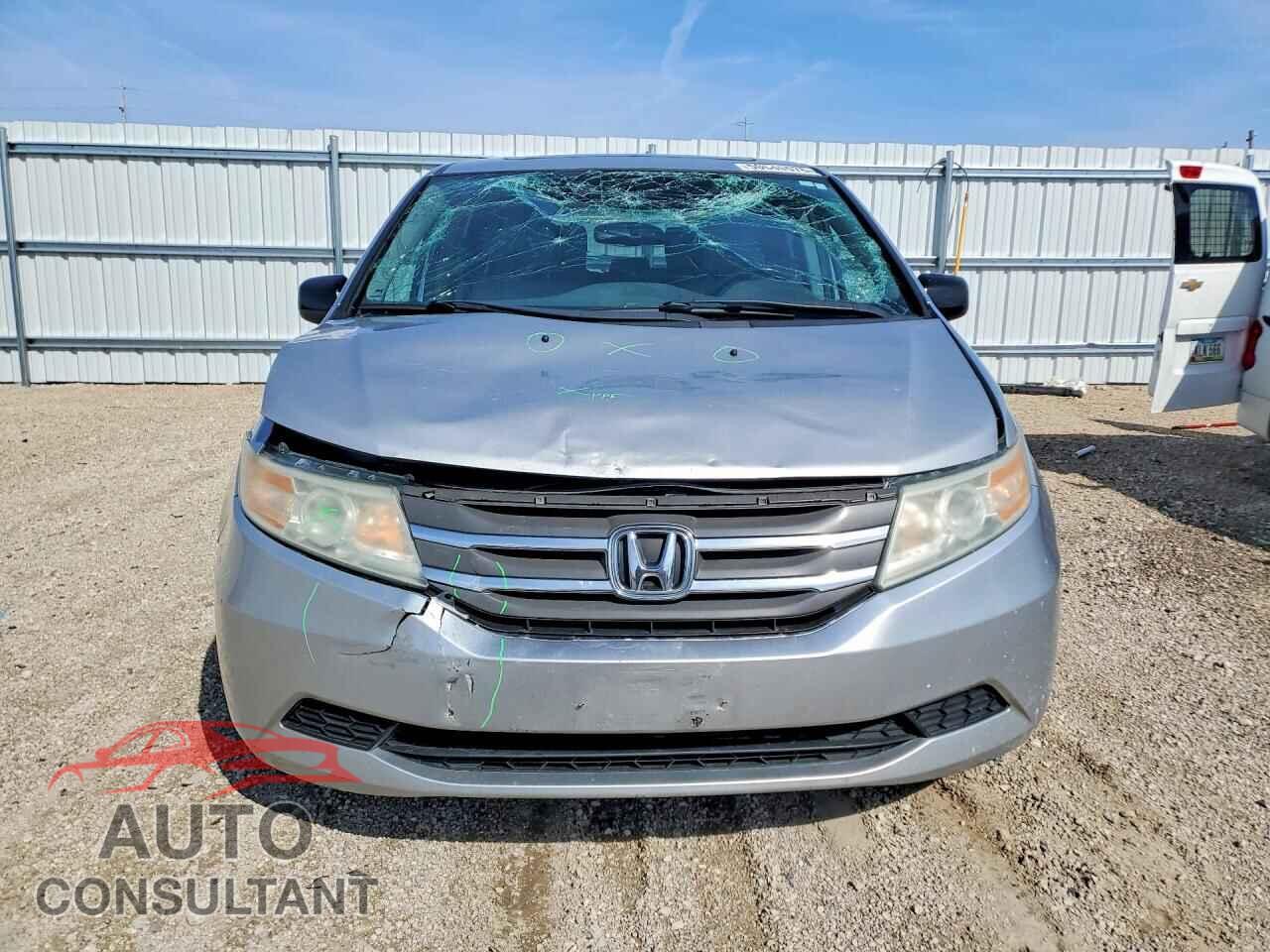 HONDA ODYSSEY 2013 - 5FNRL5H61DB023914
