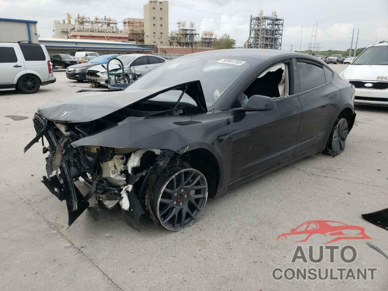 TESLA MODEL 3 2024 - 5YJ3E1EB8RF717033