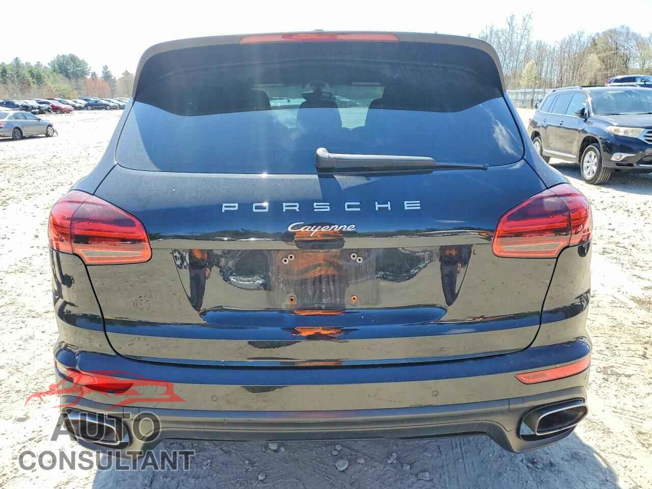 PORSCHE CAYENNE 2017 - WP1AA2A26HKA92016