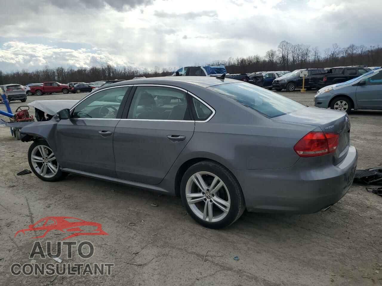 VOLKSWAGEN PASSAT 2014 - 1VWBN7A33EC020547