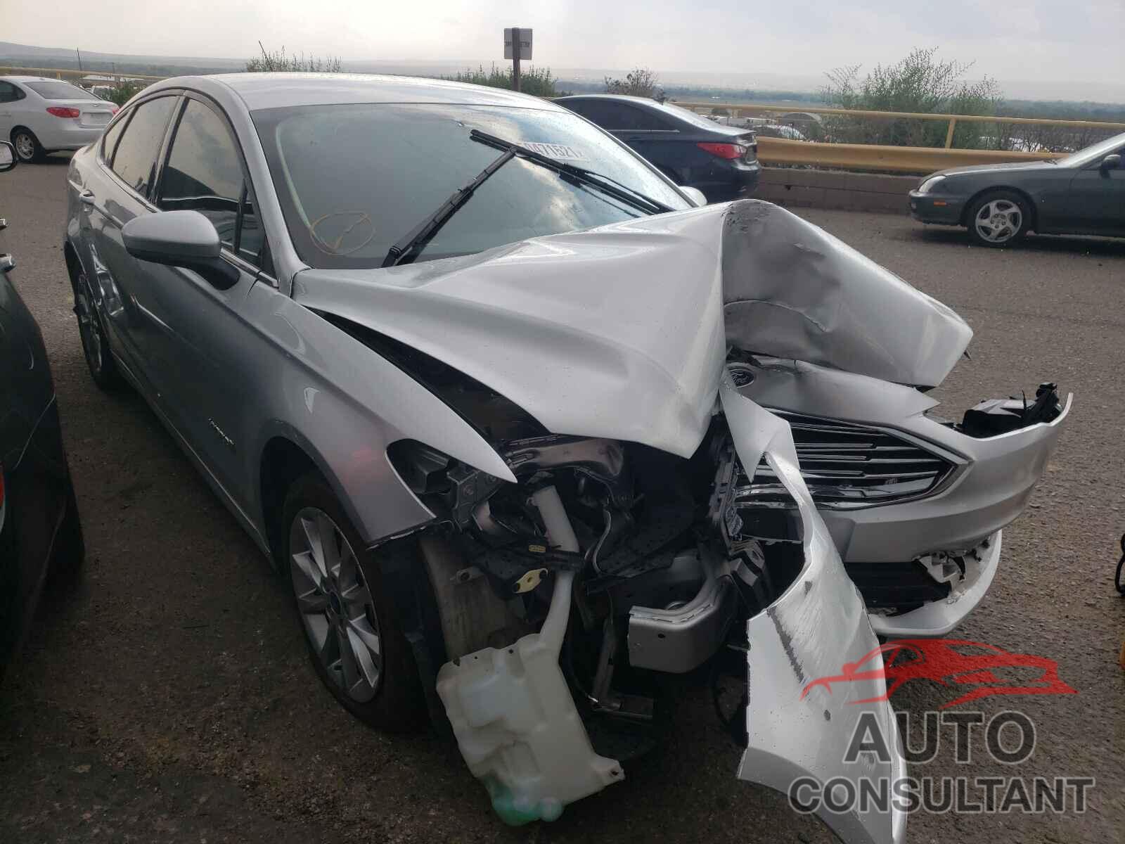 FORD FUSION 2017 - 3FA6P0LU2HR317753