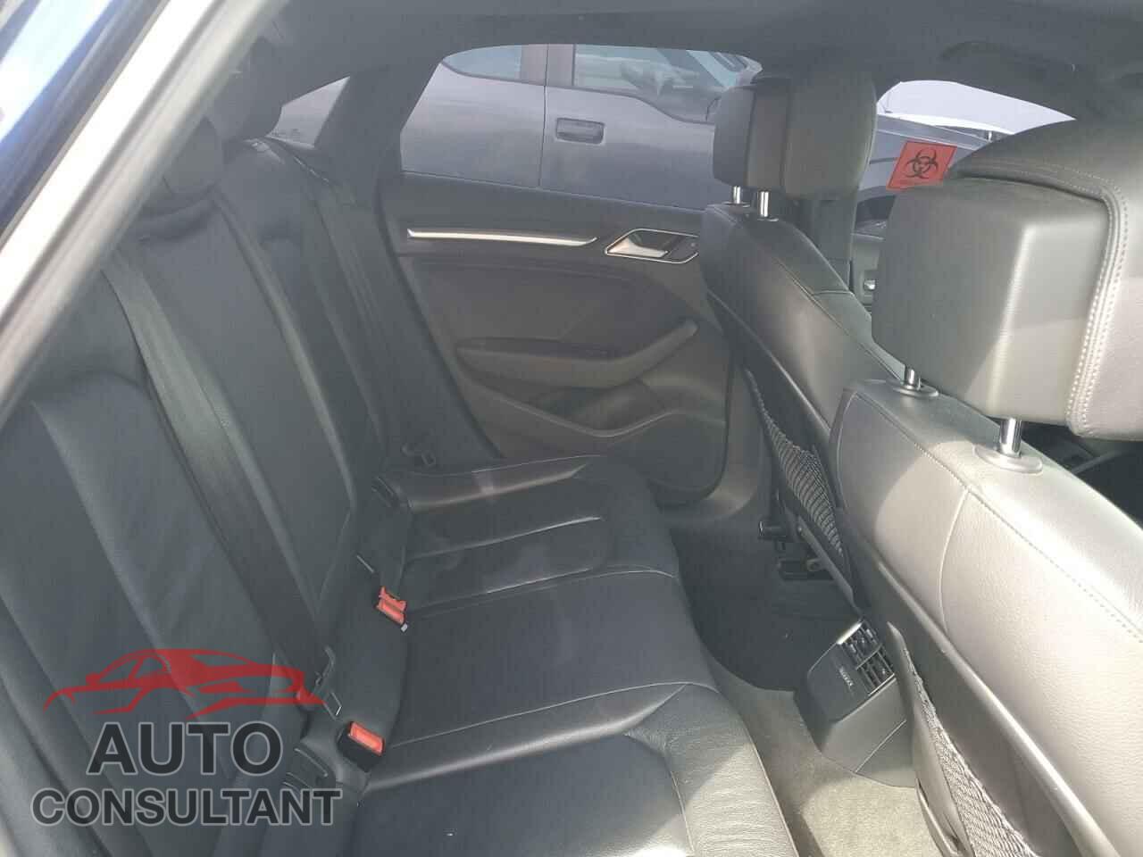 AUDI A3 2015 - WAUCCGFF4F1115502