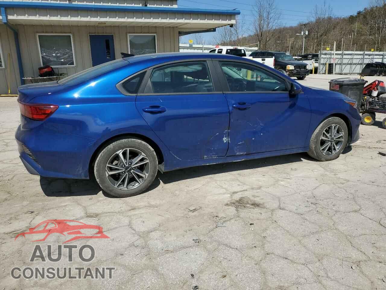 KIA FORTE 2023 - 3KPF24AD7PE628894