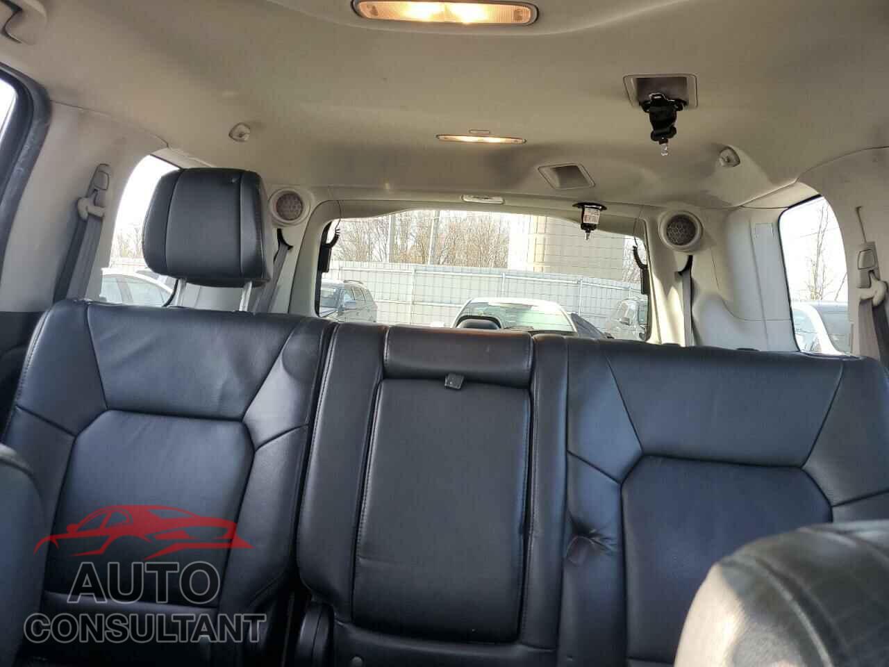 HONDA PILOT 2012 - 5FNYF4H90CB016300