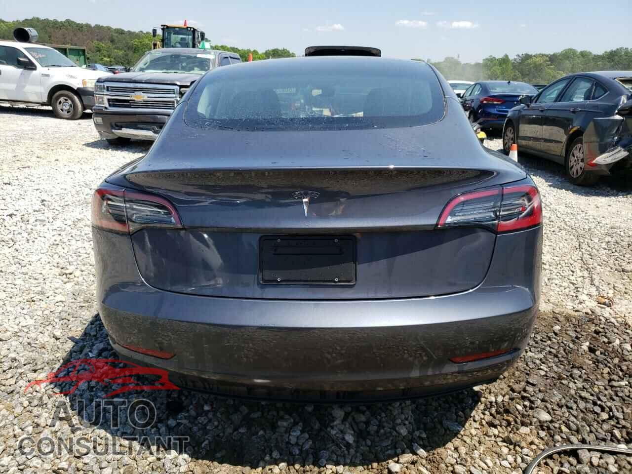 TESLA MODEL 3 2023 - 5YJ3E1EA3PF661992