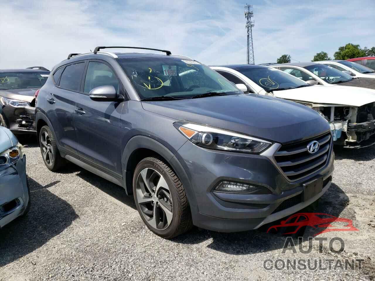 HYUNDAI TUCSON 2017 - KM8J3CA26HU323305