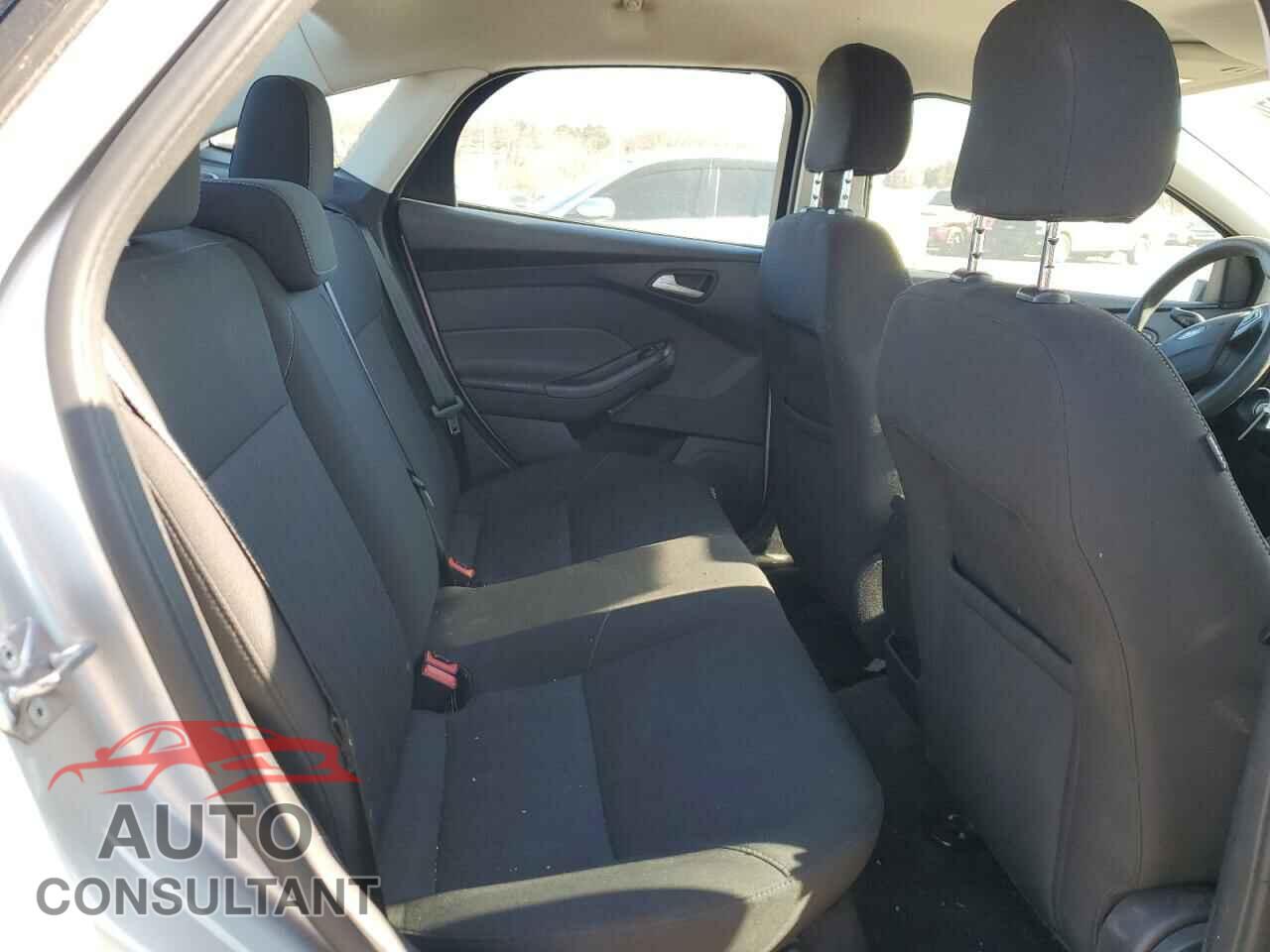 FORD FOCUS 2016 - 1FADP3F29GL228097