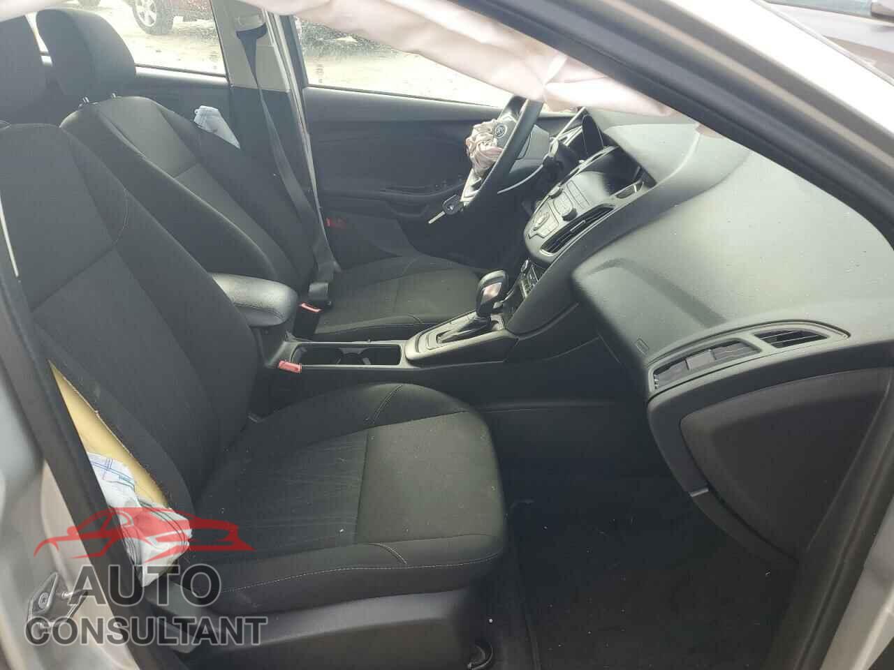 FORD FOCUS 2018 - 1FADP3FE9JL307528