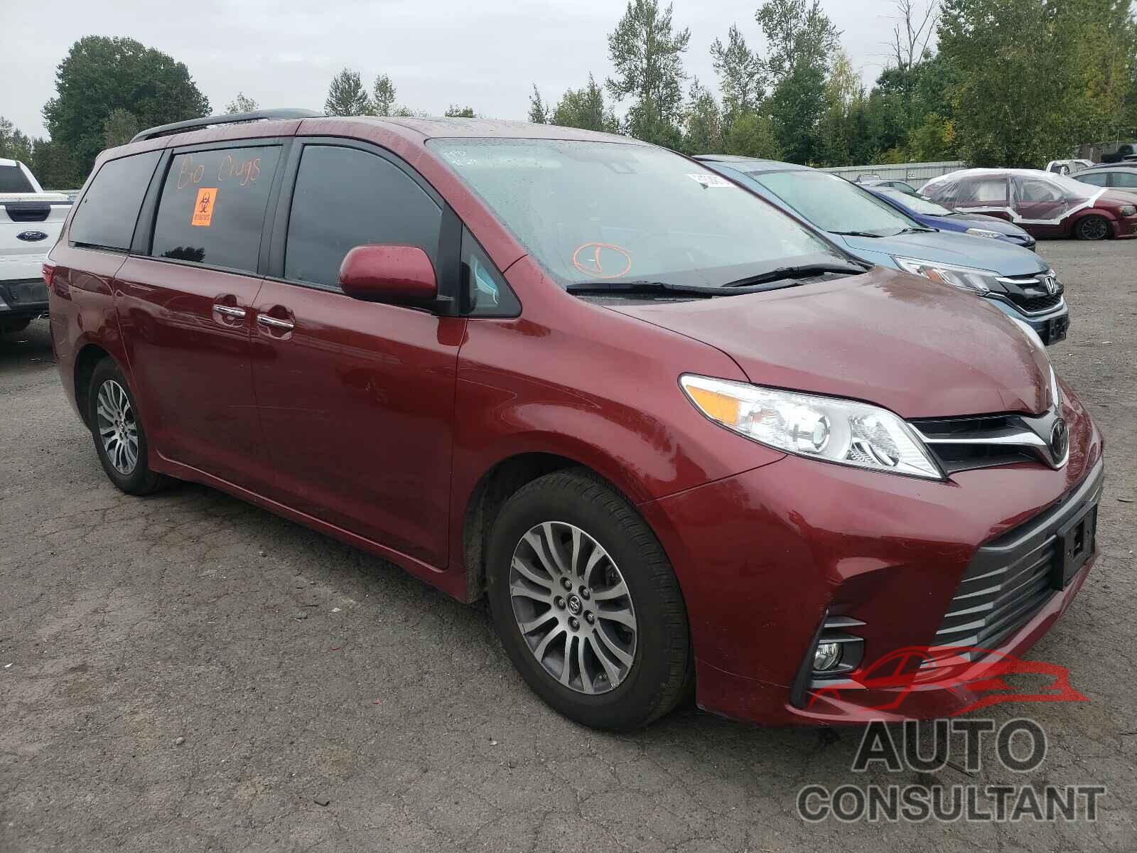 TOYOTA SIENNA 2019 - 5TDYZ3DC5KS005032