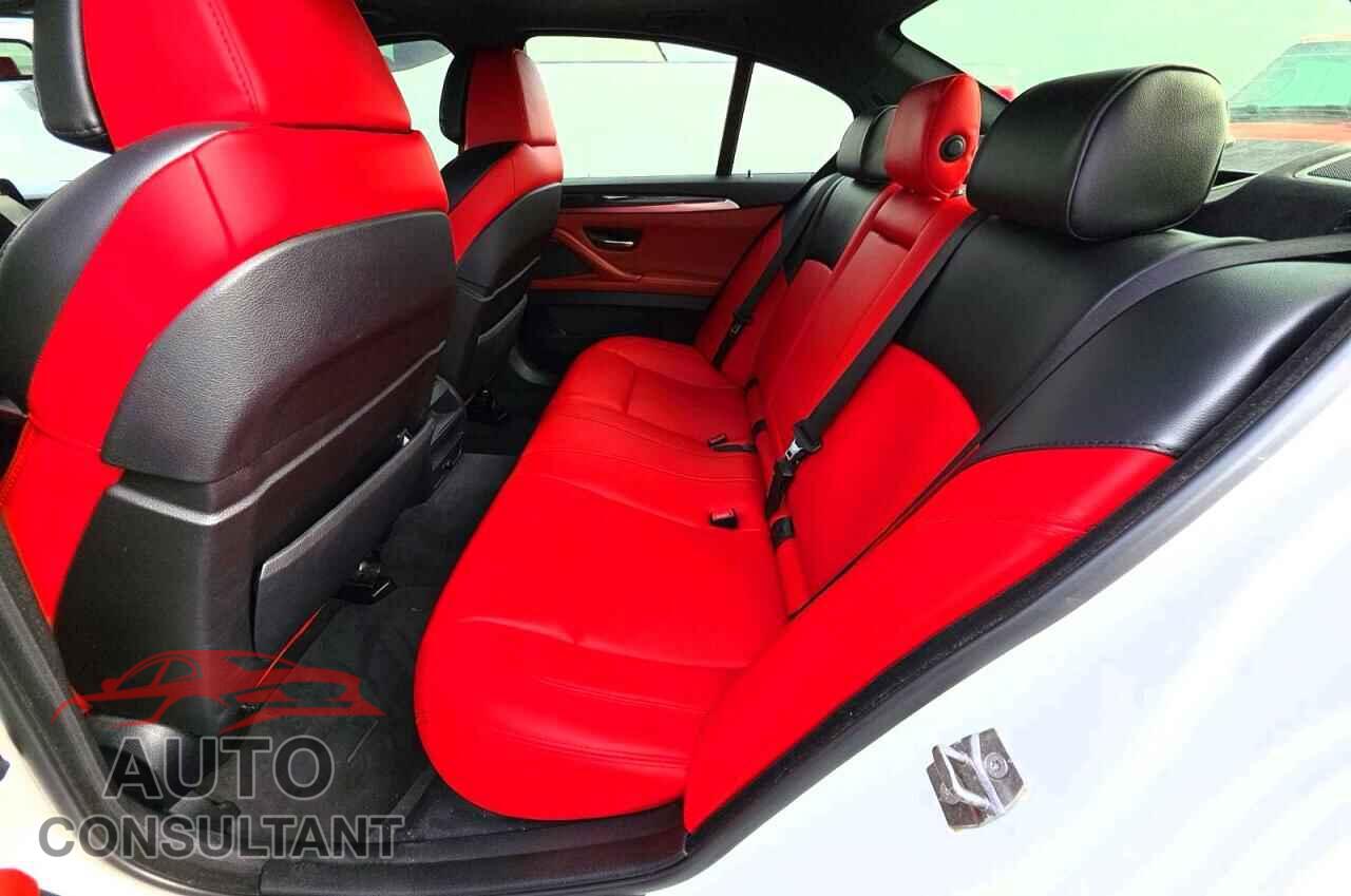 BMW M5 2013 - WBSFV9C51DC772673