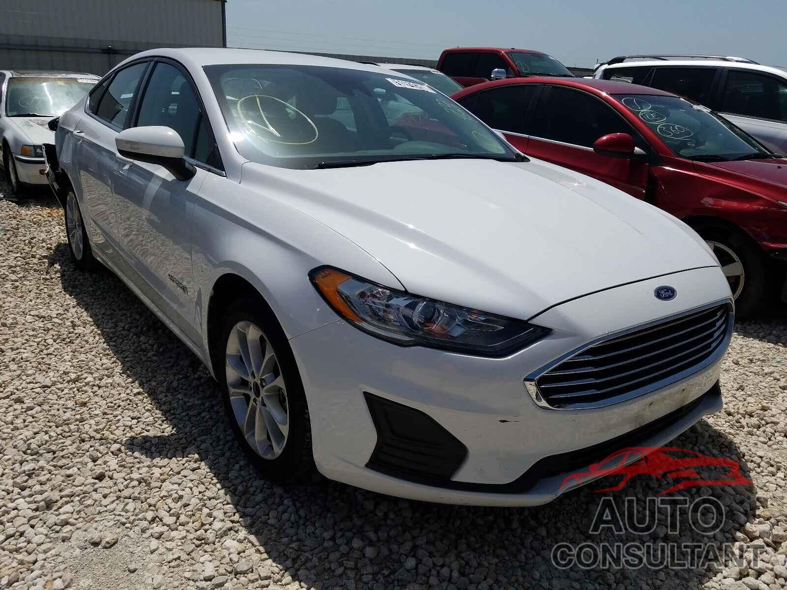 FORD FUSION 2019 - 3FA6P0LU4KR272290