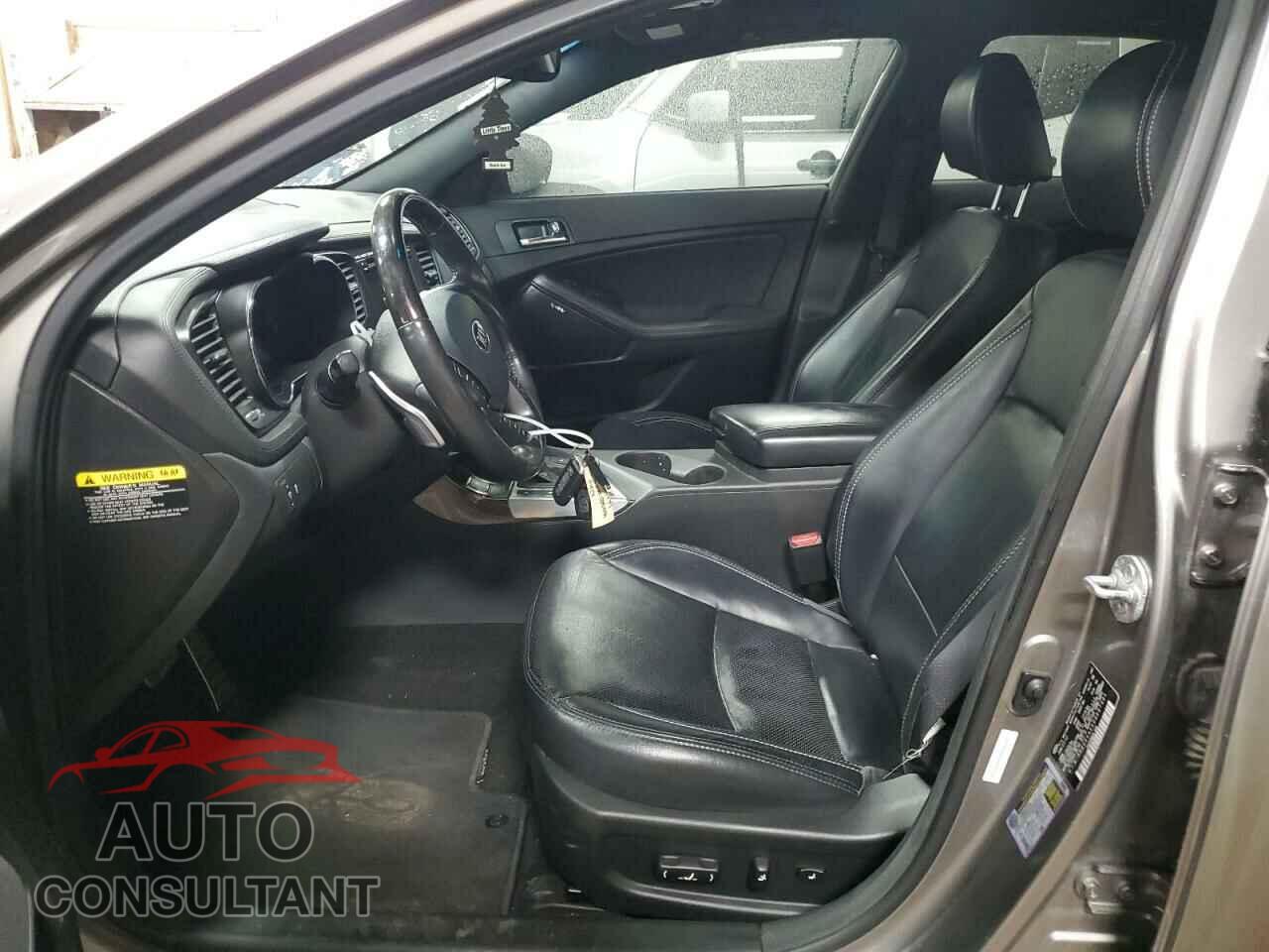 KIA OPTIMA 2013 - 5XXGR4A66DG097501
