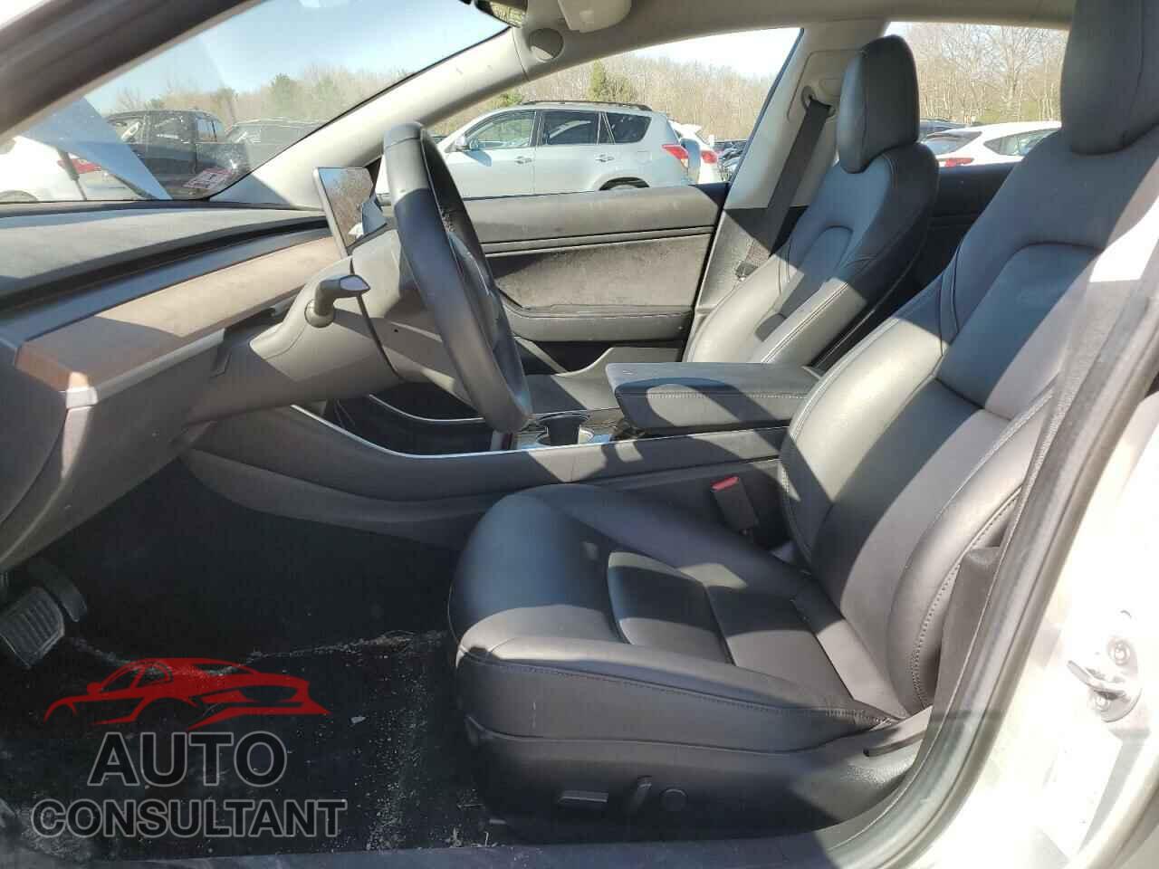 TESLA MODEL 3 2018 - 5YJ3E1EB8JF065132