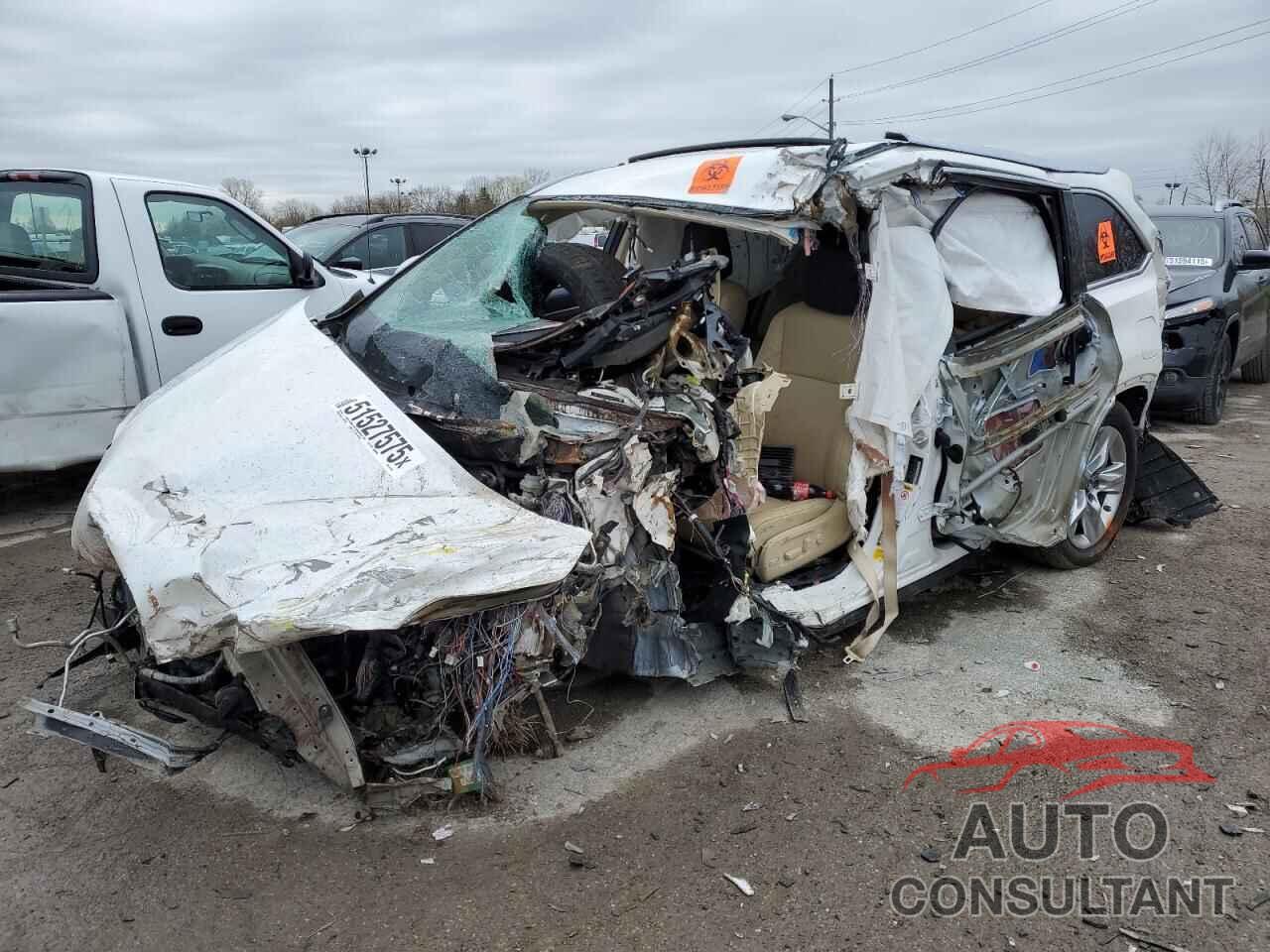 TOYOTA HIGHLANDER 2018 - 5TDDZRFH4JS911259