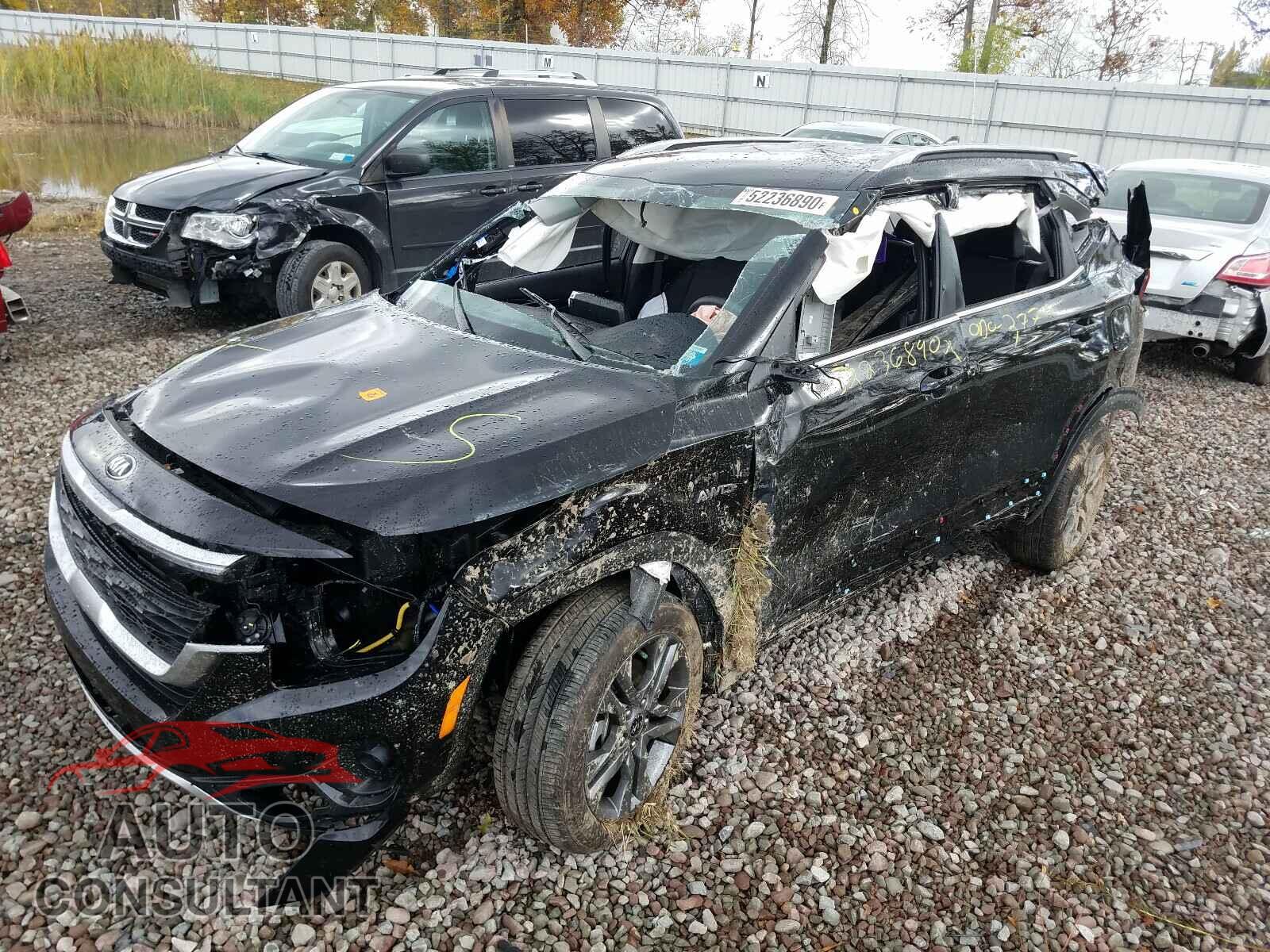 KIA SELTOS 2021 - KNDEUCAA1M7068341
