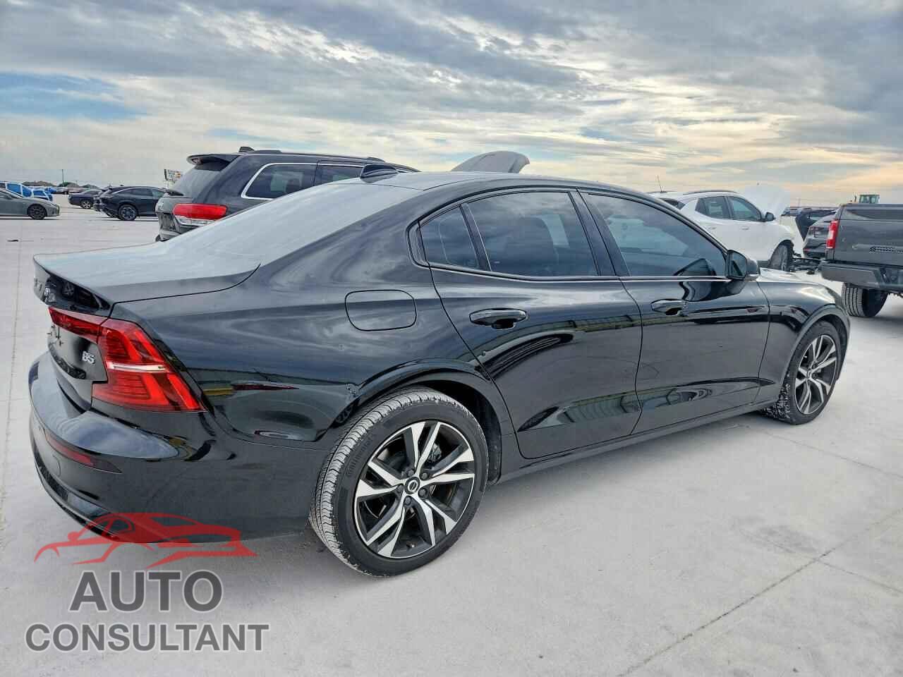 VOLVO S60 2024 - 7JRL12FL9RG314596